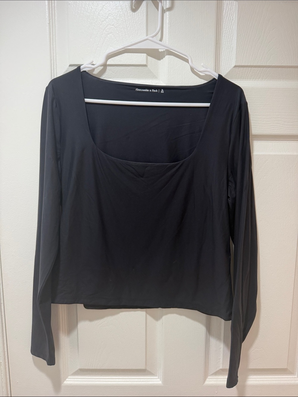 Abercrombie & Fitch Black soft matte Long-Sleeve Scoop Neck Top XL